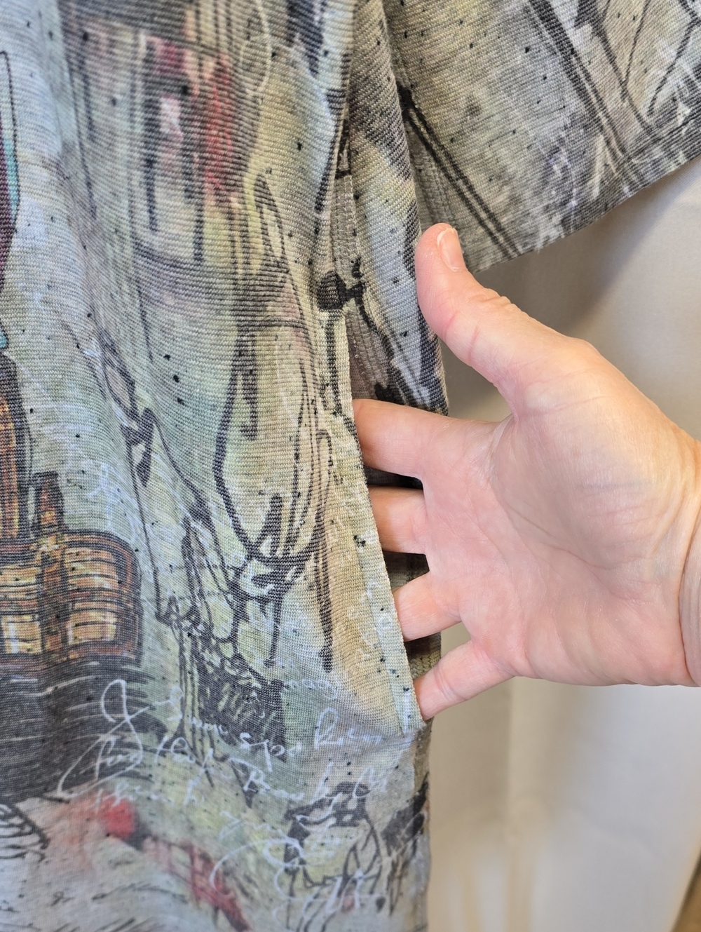 Inoah Tunic View 3